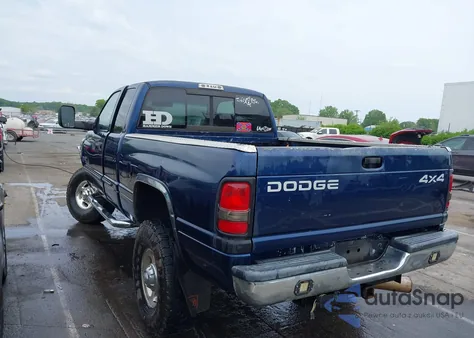 2001 Dodge Ram 2500 St z USA, uszkodzony, nr VIN 3B7KF23681G748883